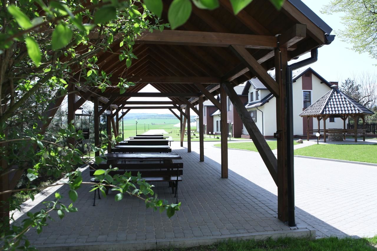 Курортные отели Biała Akacja Resort & Business Łąka Prudnicka