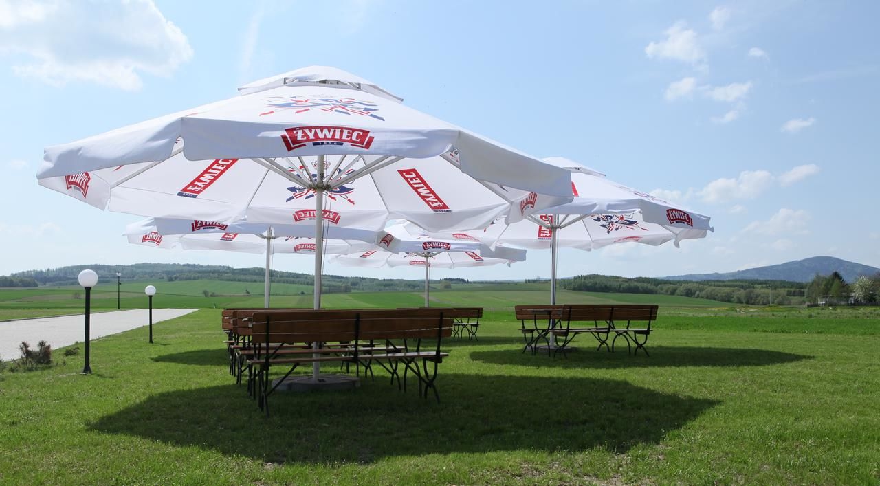 Курортные отели Biała Akacja Resort & Business Łąka Prudnicka