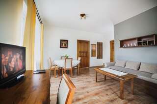 Курортные отели Biała Akacja Resort & Business Łąka Prudnicka Семейный люкс с балконом-2