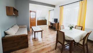 Курортные отели Biała Akacja Resort & Business Łąka Prudnicka Семейный люкс с балконом-3